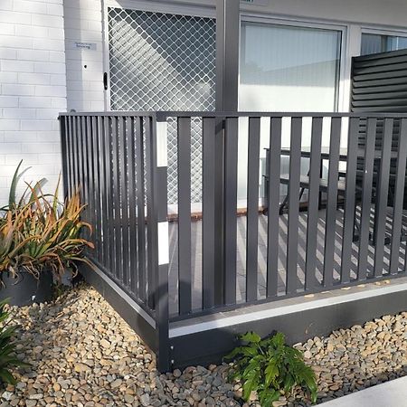 Husky 19 Beautifully Appointed Apartments - Great Location - In The Heart Of Husky Huskisson Buitenkant foto